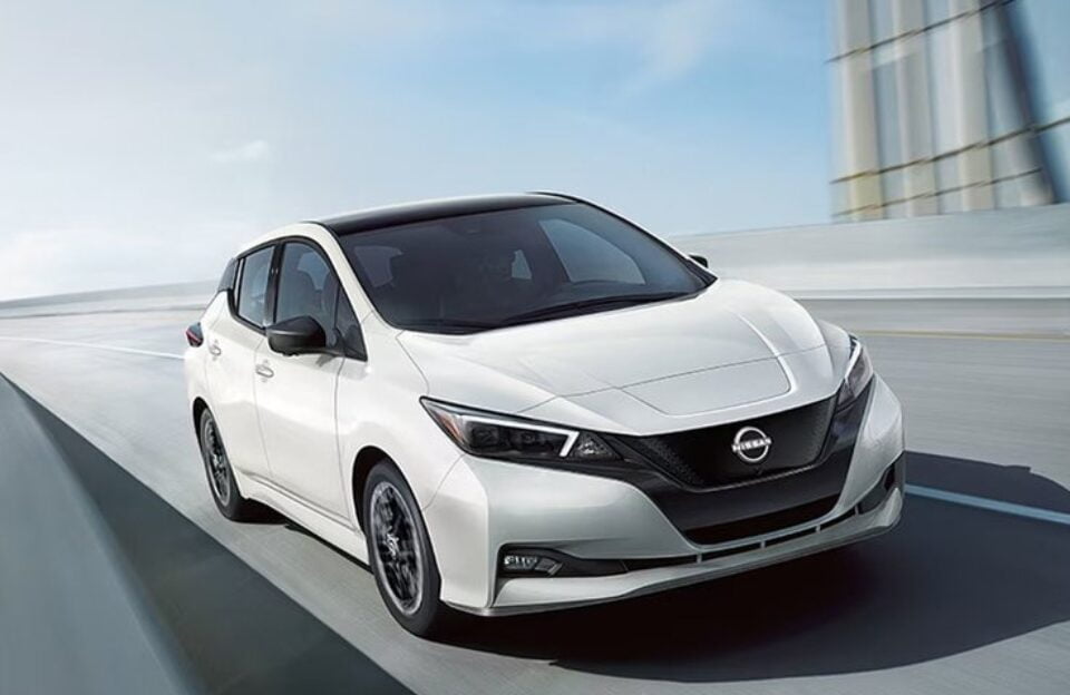 2025 Nissan LEAF A Comprehensive Guide to Specs, Pricing, and Release